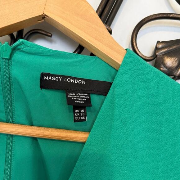 Maggy London Bubble Crepe Midi Dress in Green Size 16 - Picture 5 of 5